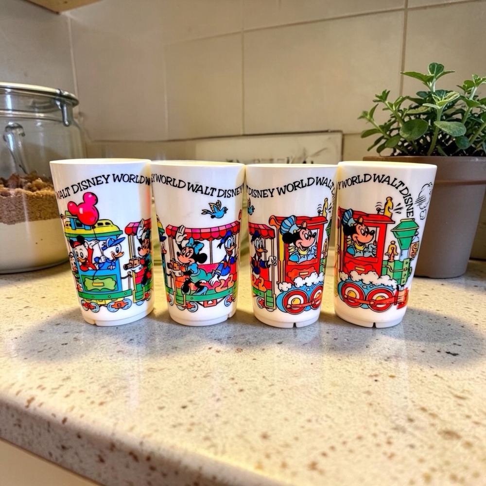 4 Vintage 1970s WALT DISNEY WORLD Mickey Mouse Train DEKA Plastic Kid Cup USA